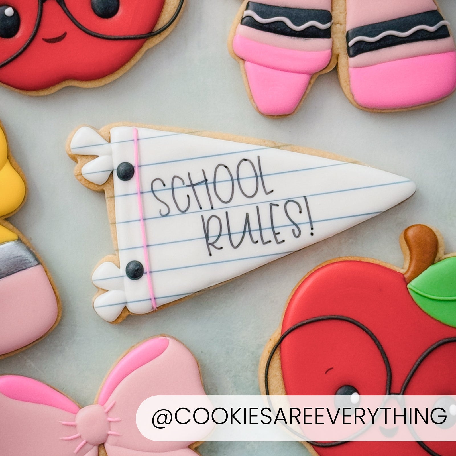 Cookie Cutters Pennant Flag Cutter/Stencil