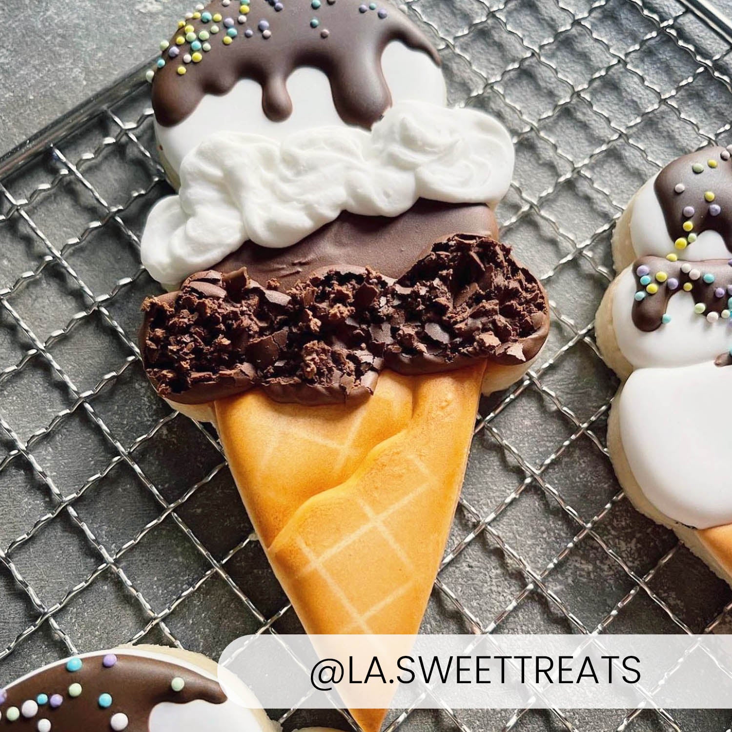 Cookie Cutters Double Scoop Ice Cream Cone Cutter/Stencil