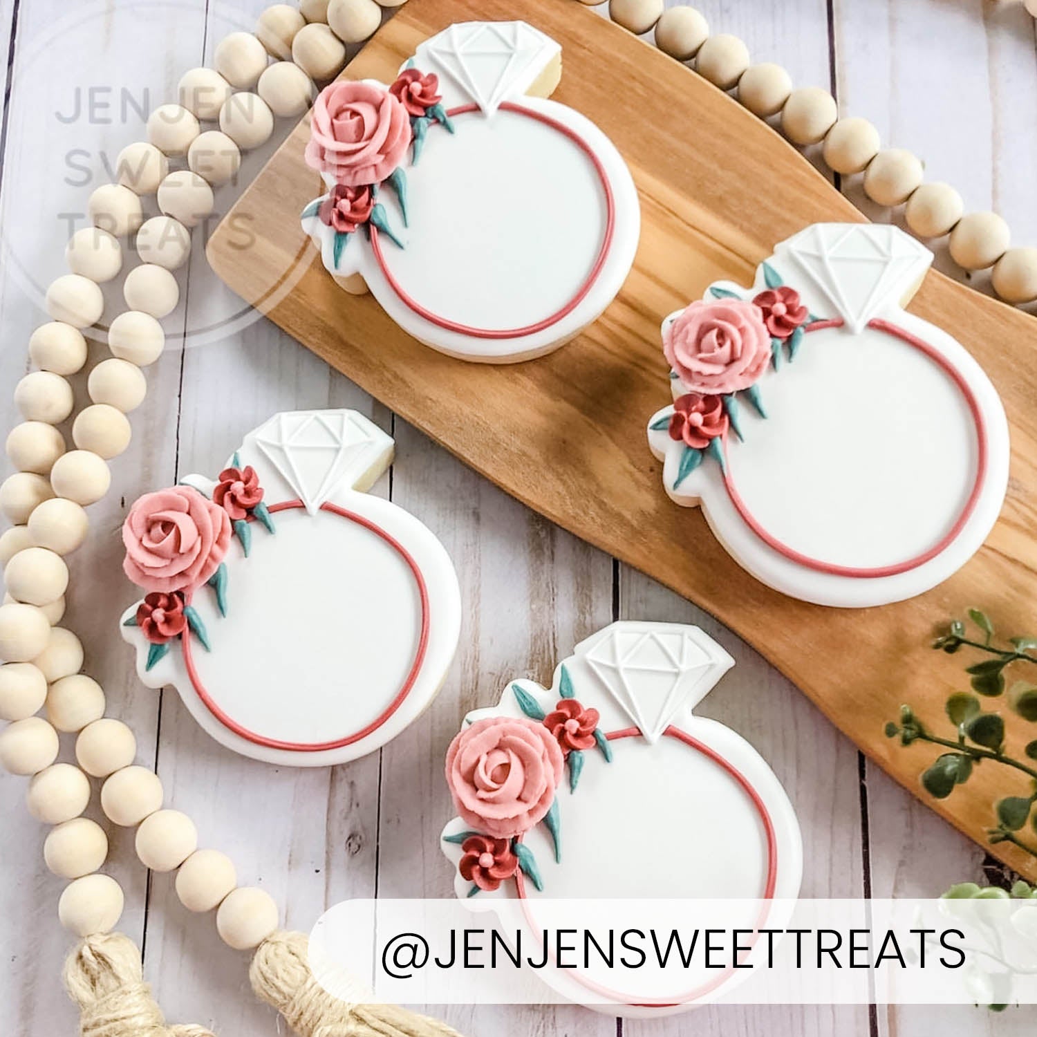 Cookie Cutters Floral Diamond Ring – Cookie Cutter & Stencil Set