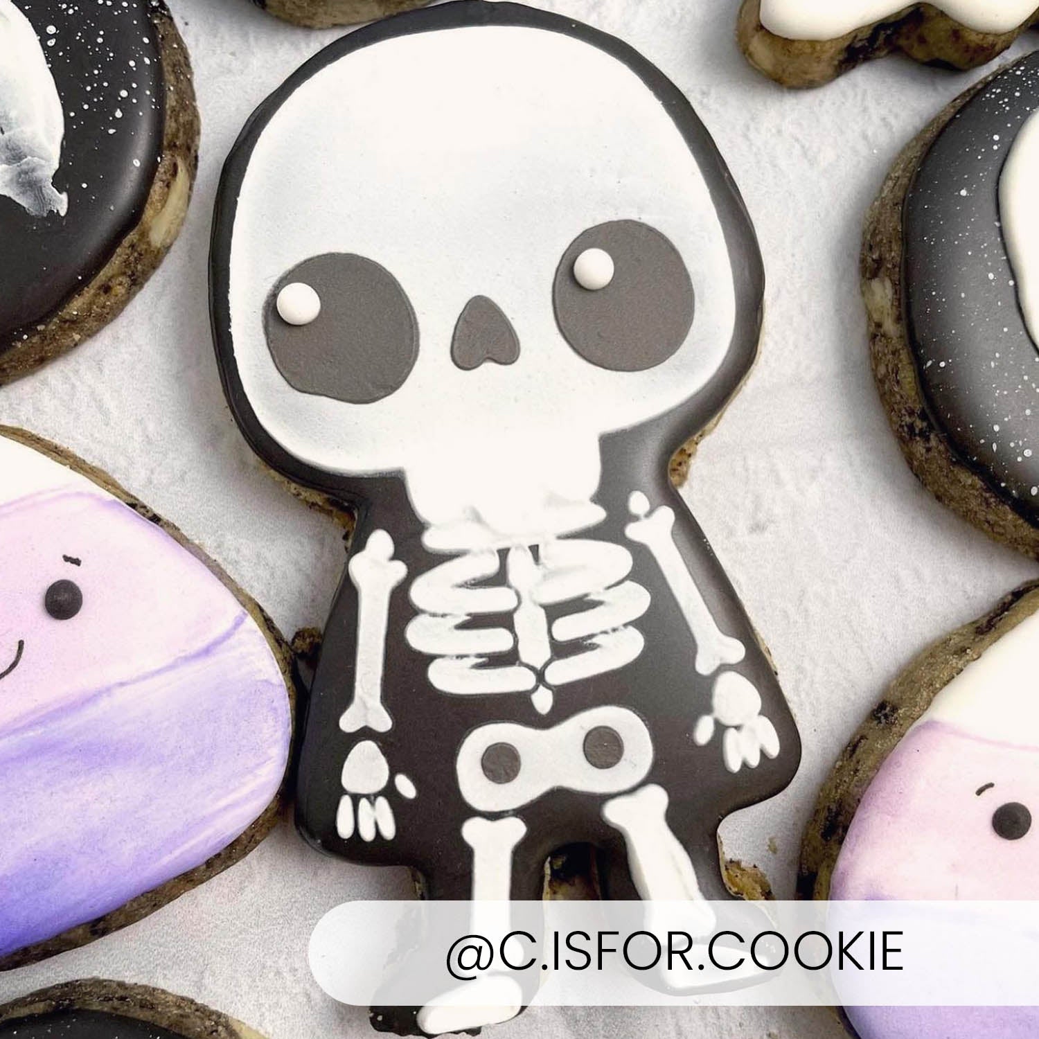 Cookie Cutters Skeleton – Cookie Cutter & Stencil Set