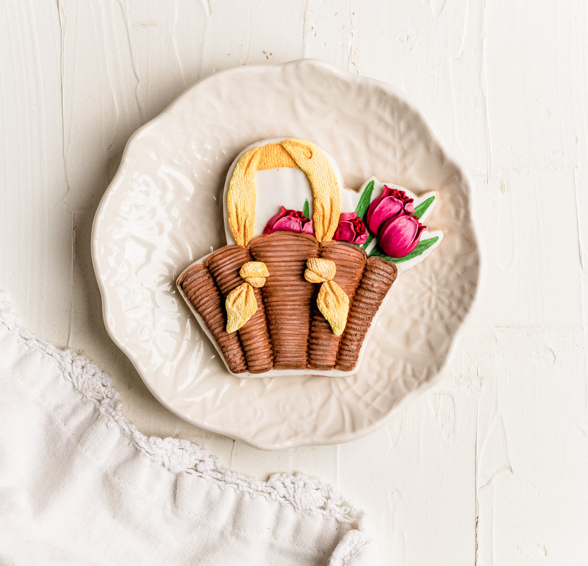 Cookie Cutters Tulip Basket Cutter/Stencil