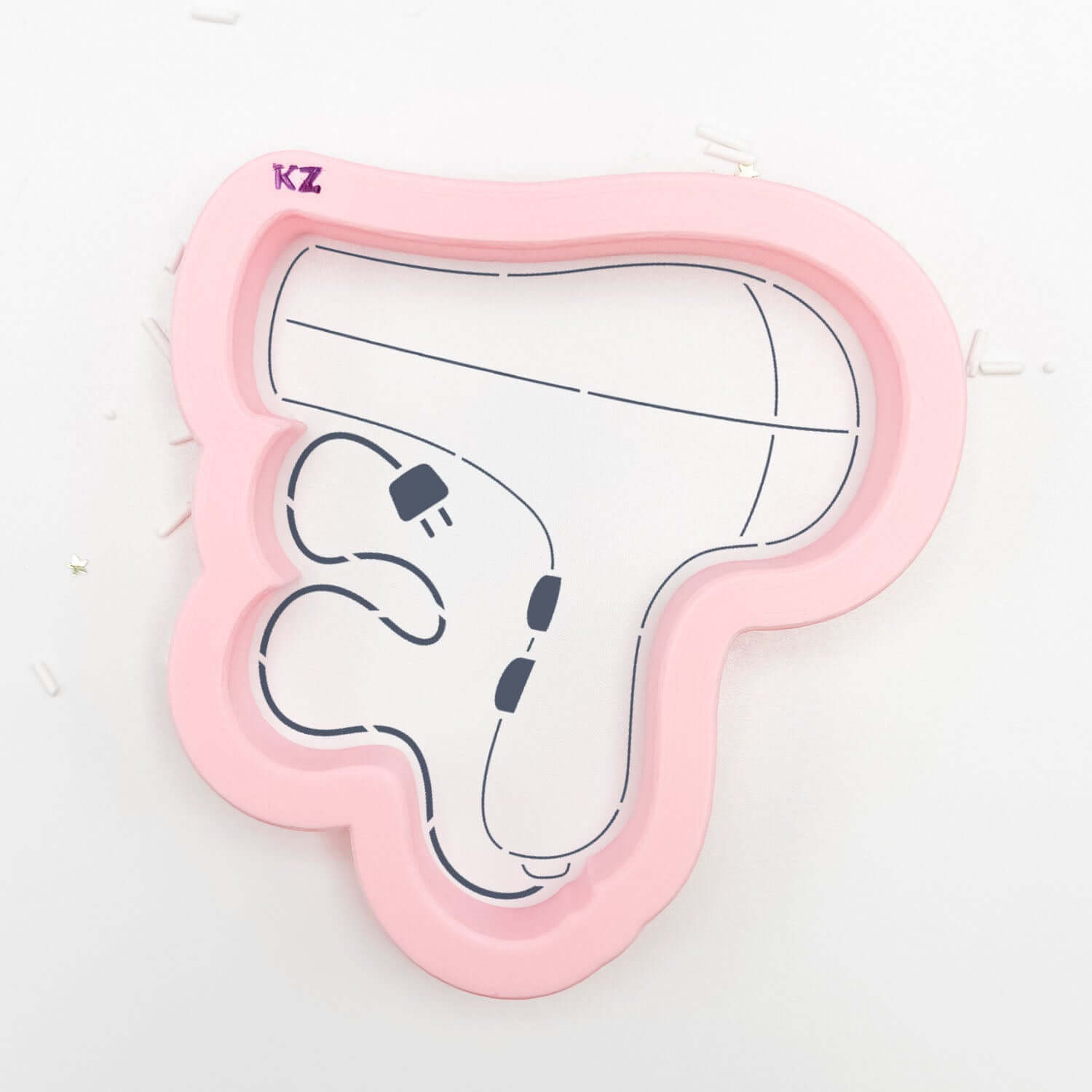 Cookie Cutters Hair Dryer with Cord Cutter/Stencil