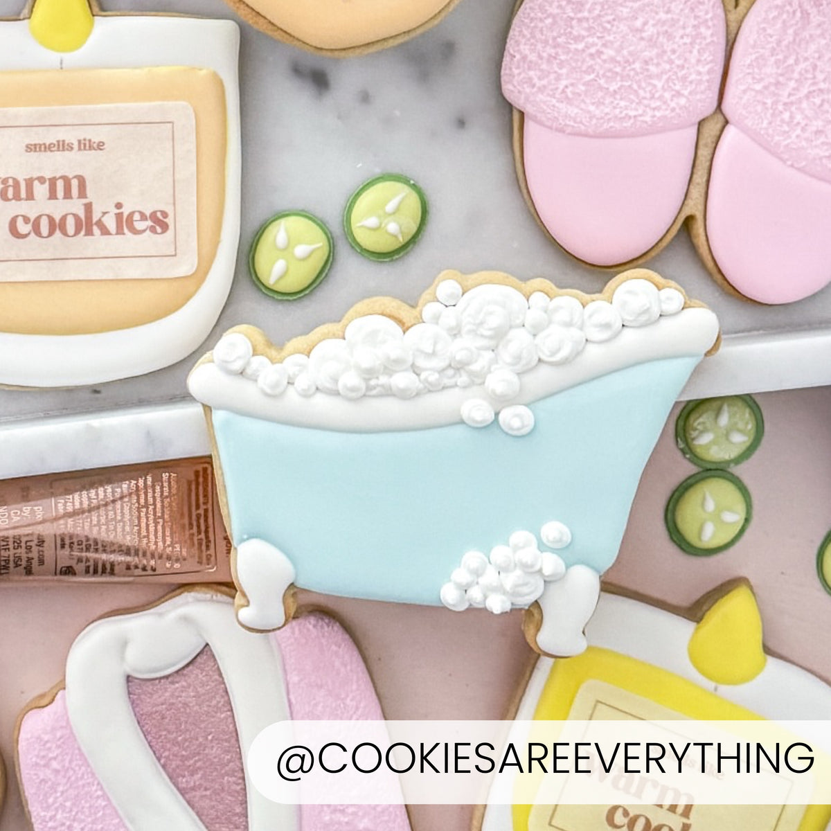 Cookie Cutters Clawfoot Tub with Bubbles – Cookie Cutter &amp; Stencil Set