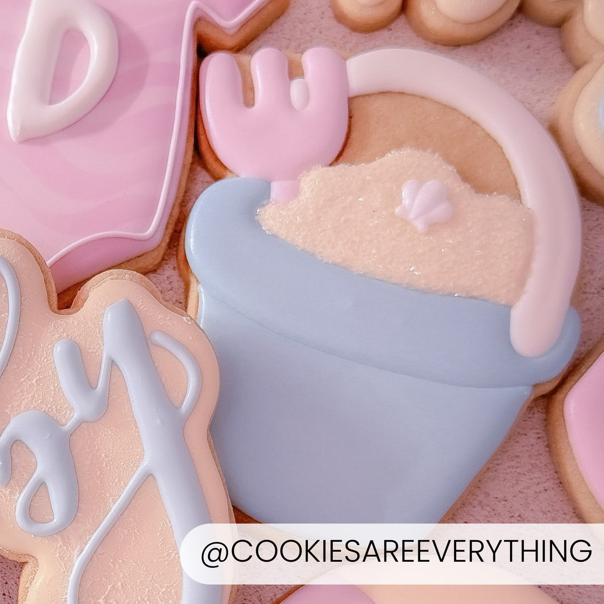 Beach Pail – Cookie Cutter &amp; Stencil Set