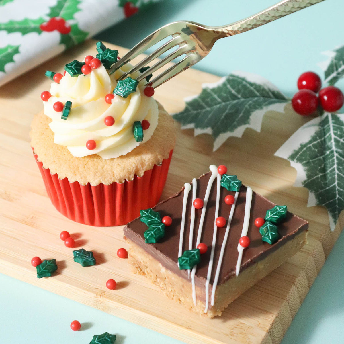 Sprinkles PME Holiday Sprinkles - Holly Mix