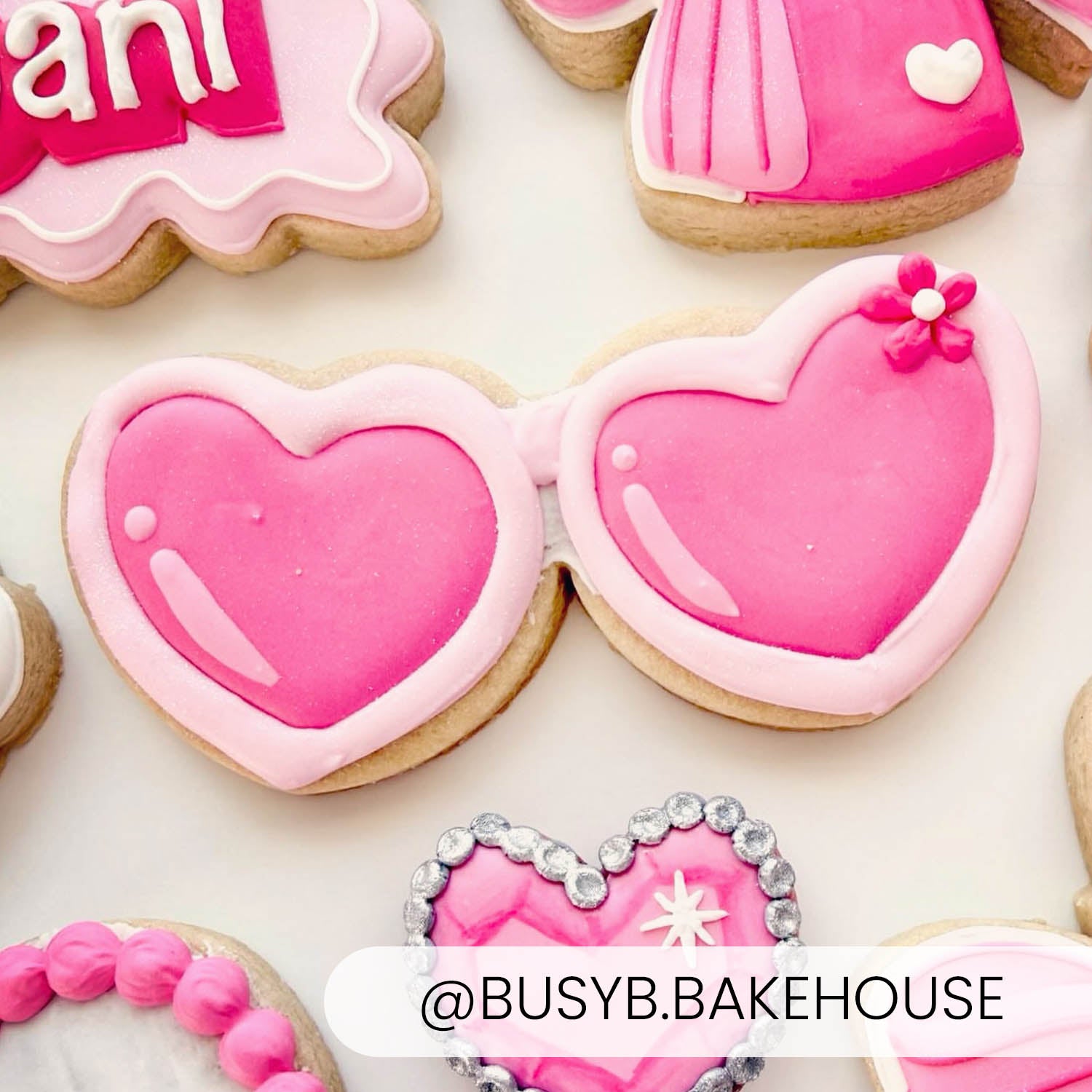 Cookie Cutters Heart Sunglasses – Cookie Cutter & Stencil Set