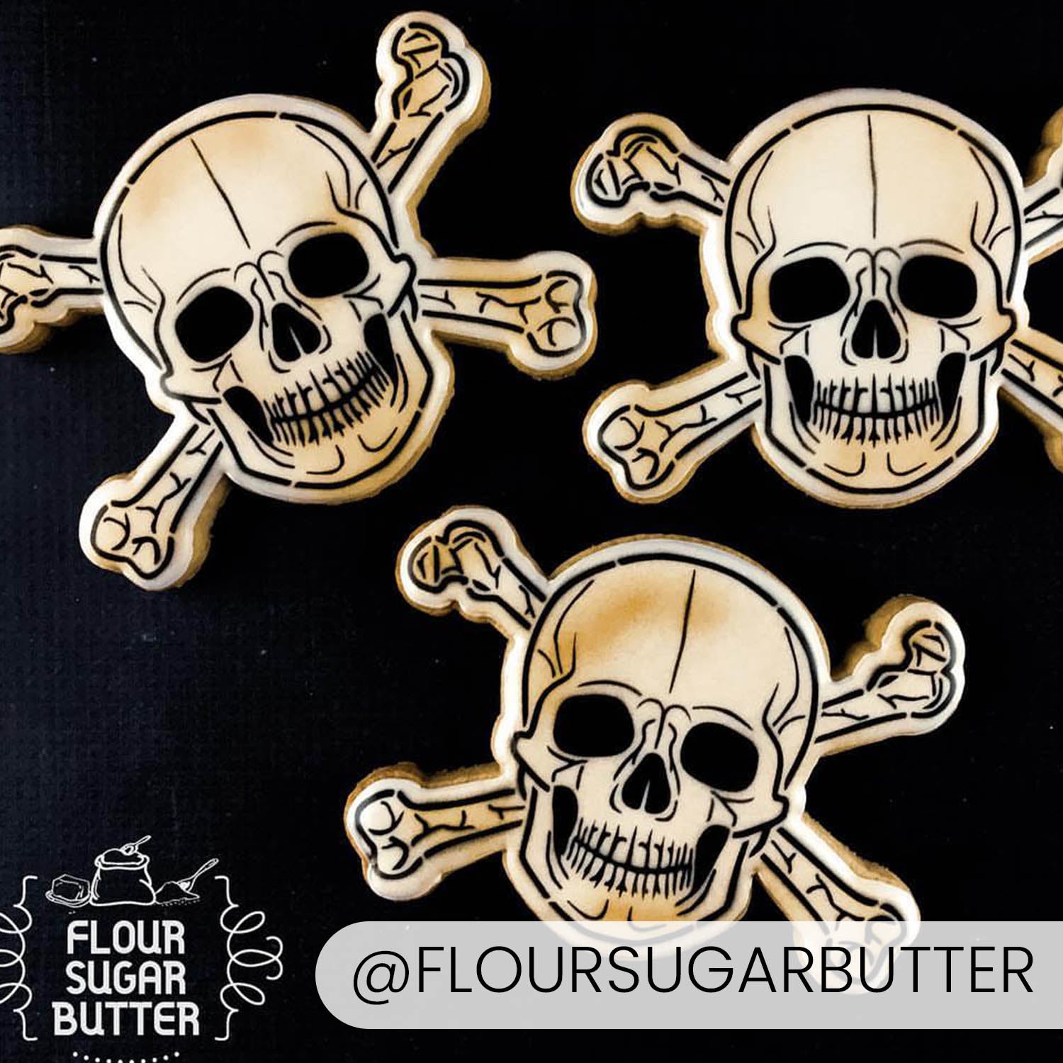 Cookie Cutters Skull and Cross Bones – Cookie Cutter & Stencil Set