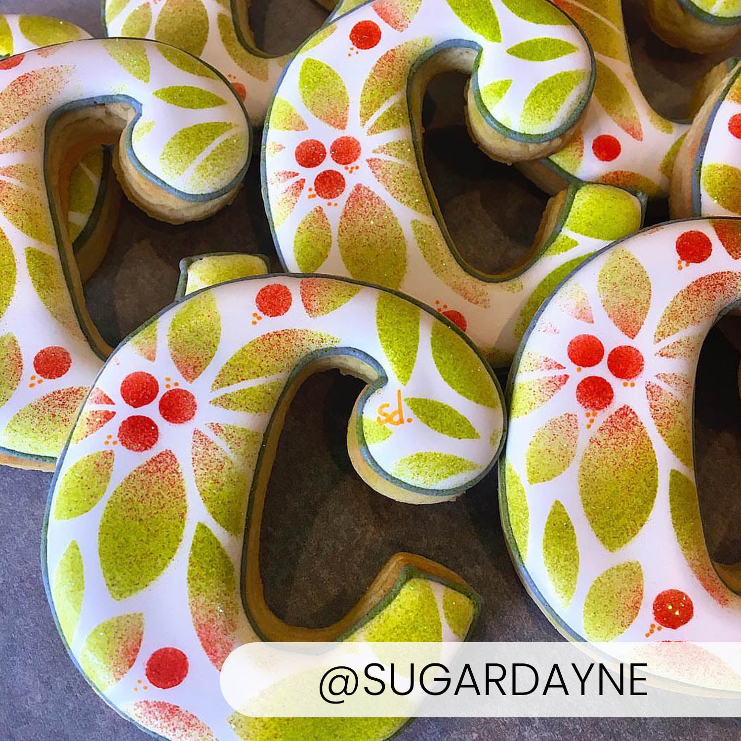 5.5 x 5.5 Stencil Holly – Layered Cookie Stencil
