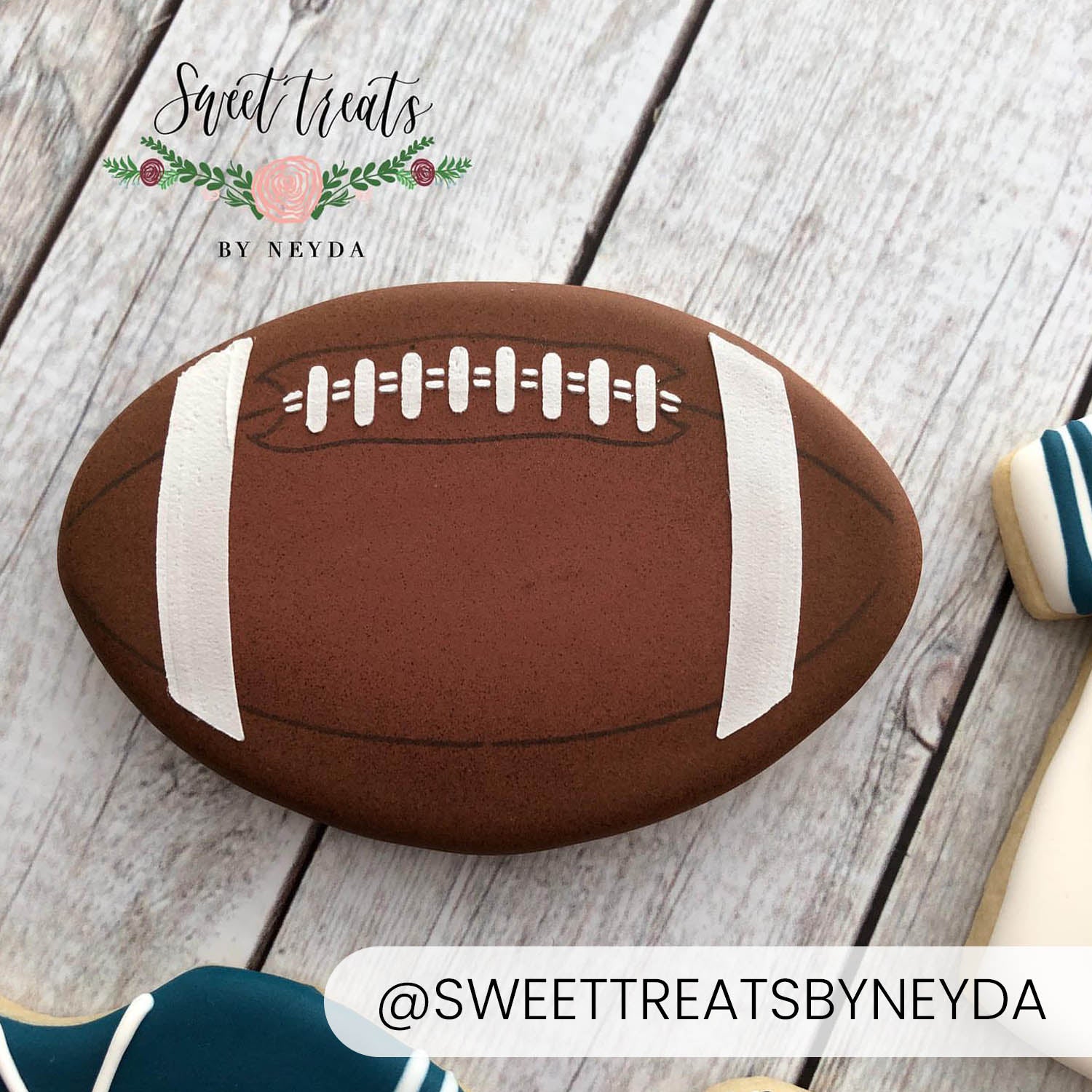 Football – Cookie Cutter & Stencil Set