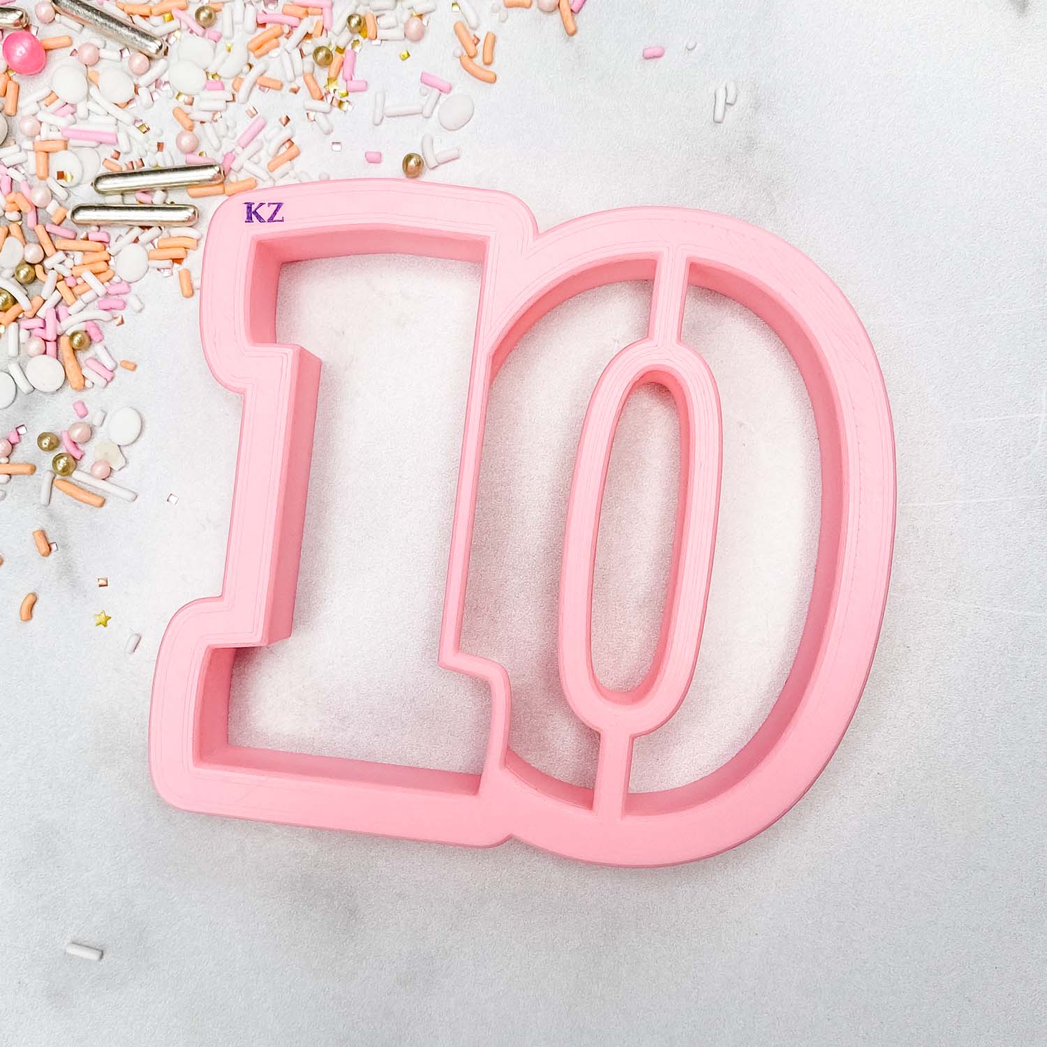 cookie cutter in the shape of the number 10
