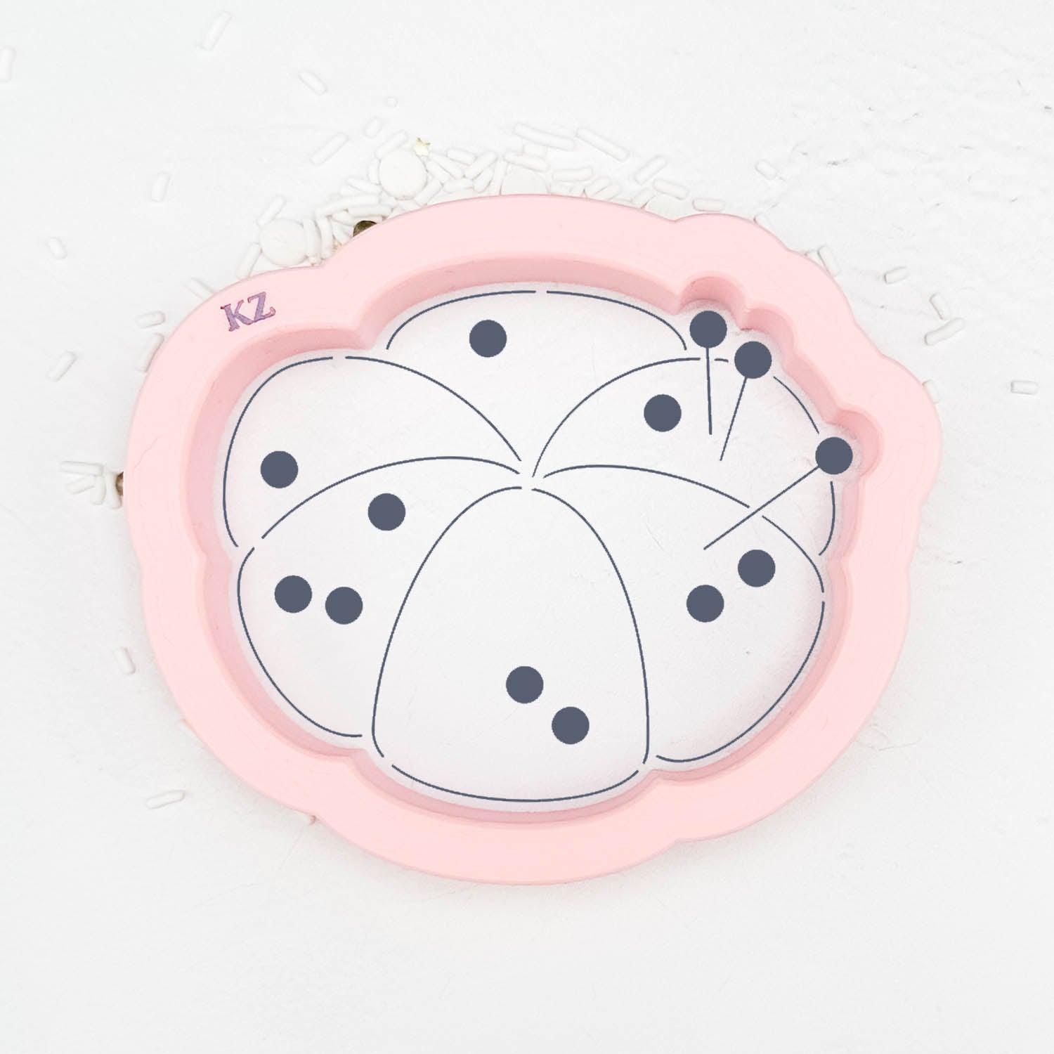 Cookie Cutters Pincushion – Cookie Cutter & Stencil Set