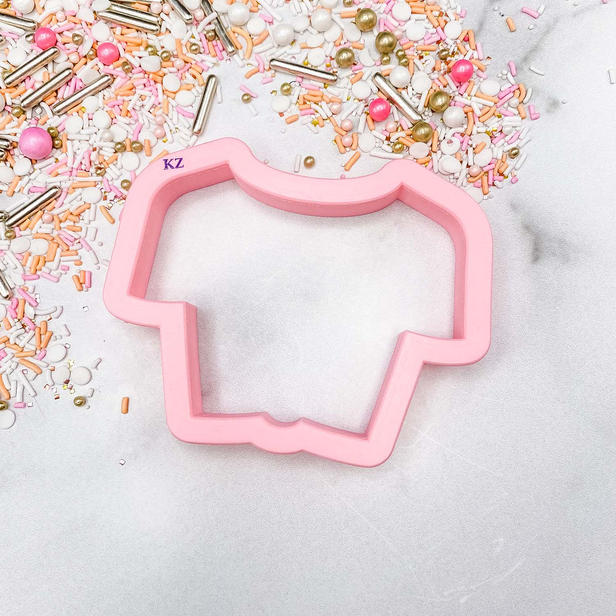 Cookie Cutters Knotted T-Shirt Cutter