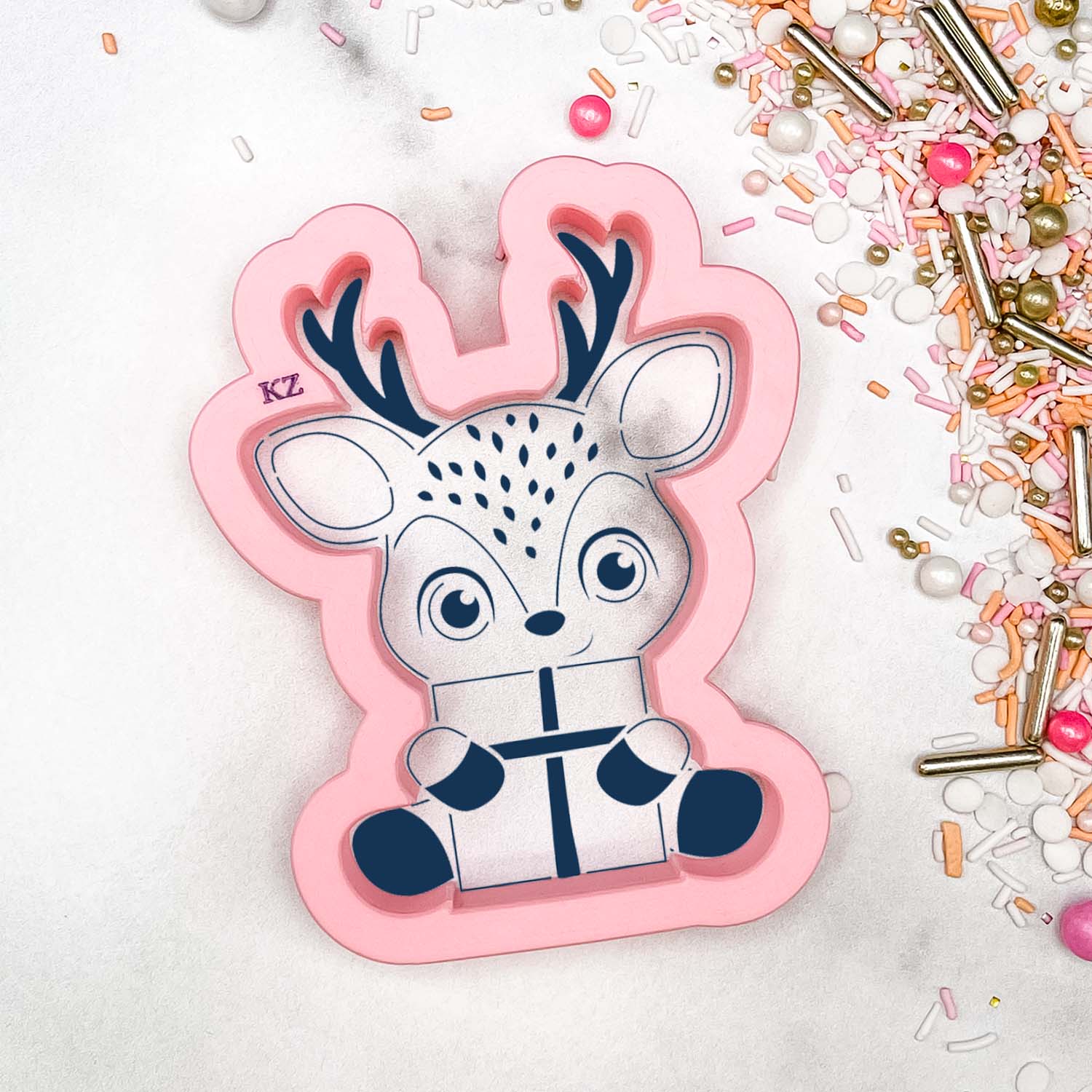 Cookie Cutters Reindeer with Present Cutter/Stencil